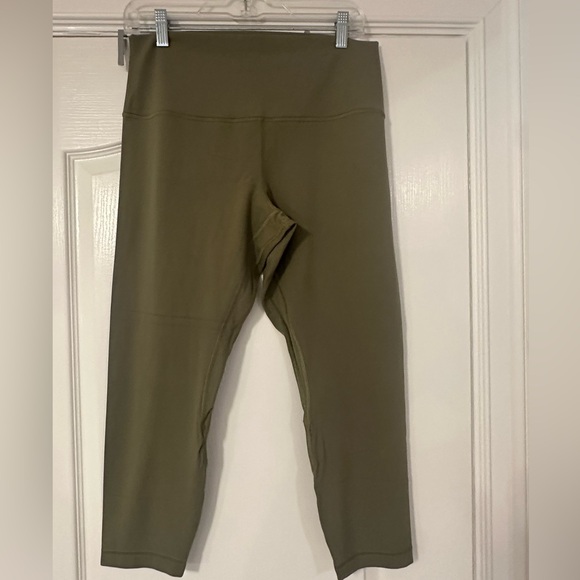 Lululemon Olive Green High Rise Leggings 25” sz 12 - Picture 1 of 2